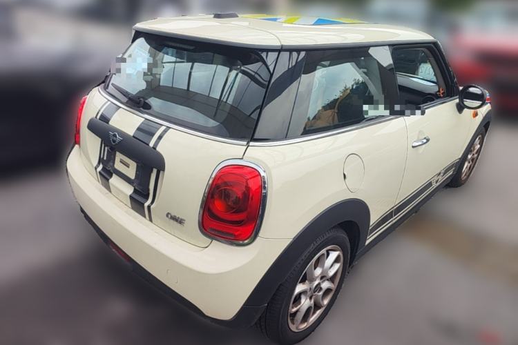 Used MINI 2018 1.5T ONE Rear Right 45 Deg