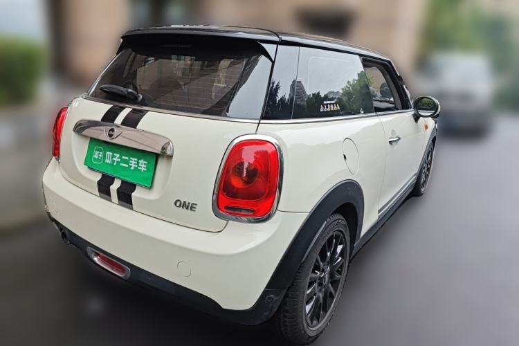 Used MINI 2018 1.5T ONE PLUS Rear Right 45 Deg