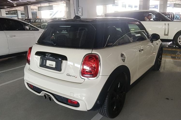 Used MINI 2018 2.0T COOPER S Classic Edition Rear Right 45 Deg
