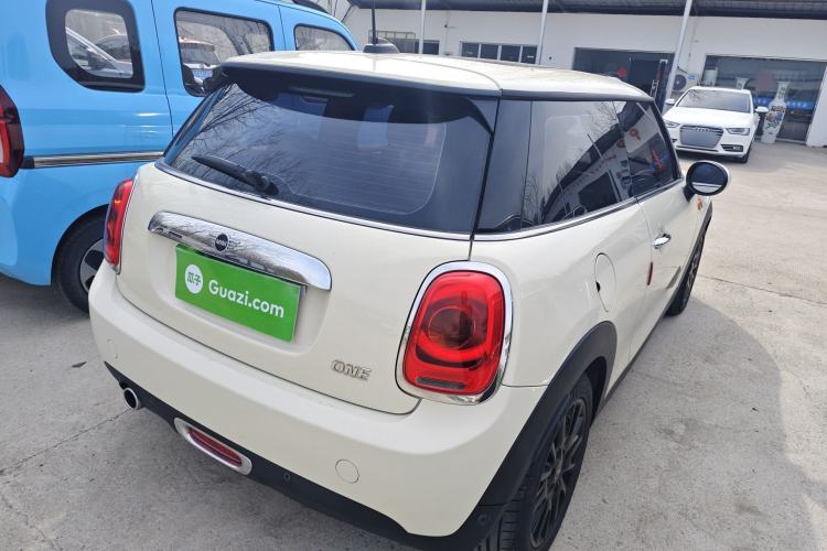 Used MINI 2018 1.5T ONE PLUS Rear Right 45 Deg