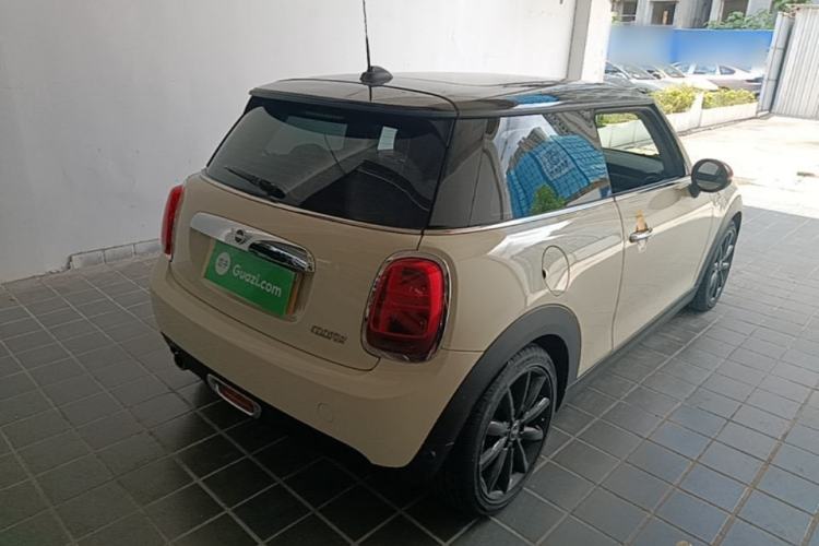 Used MINI 2018 1.5T COOPER Artist Rear Right 45 Deg
