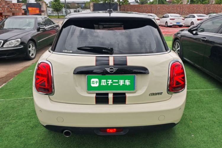 Used MINI 2018 1.5T COOPER Classic Edition Five-Door Version Rear