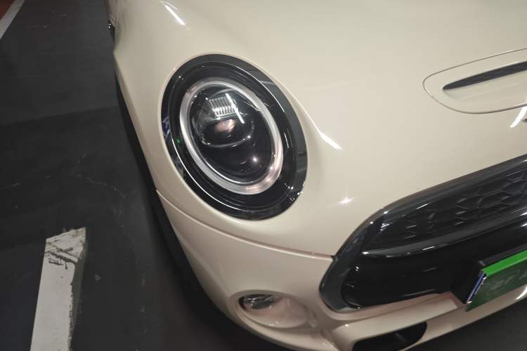 Used MINI 2018 2.0T COOPER S Artist Right Front Headlight