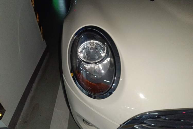 Used MINI 2018 1.5T ONE Right Front Headlight