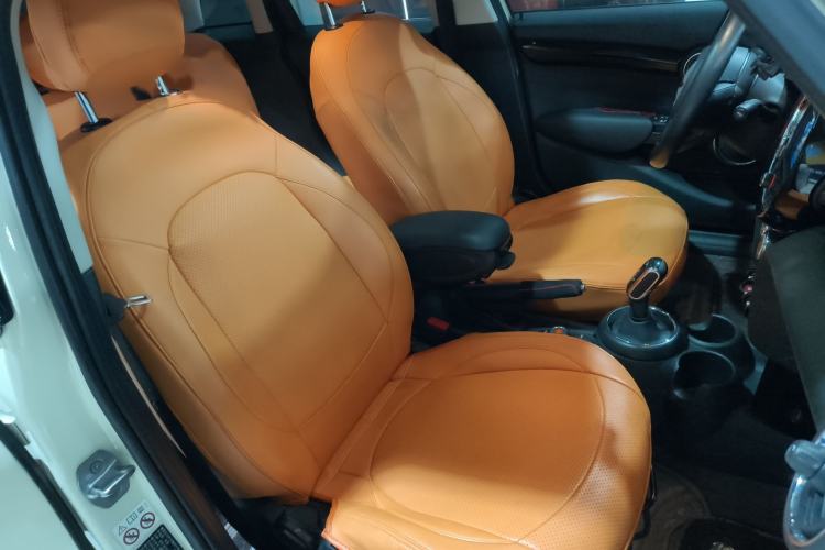 Used MINI 2018 1.5T ONE PLUS Five-Door Edition Right Front Seat