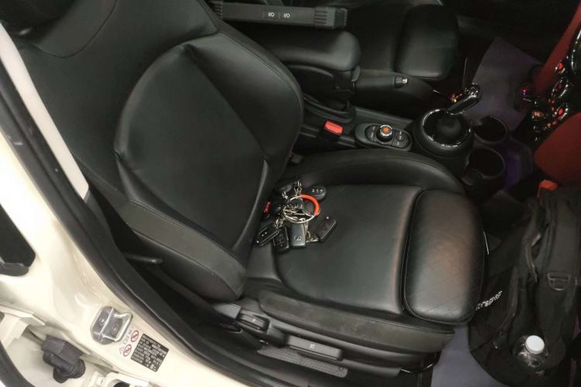 Used MINI 2018 1.5T COOPER Artist Five-Door Edition Right Front Seat