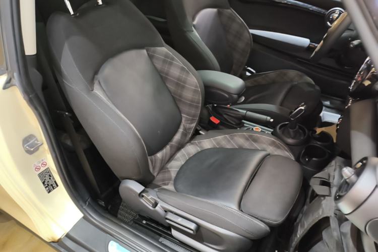 Used MINI 2018 1.5T COOPER Classic Edition Right Front Seat
