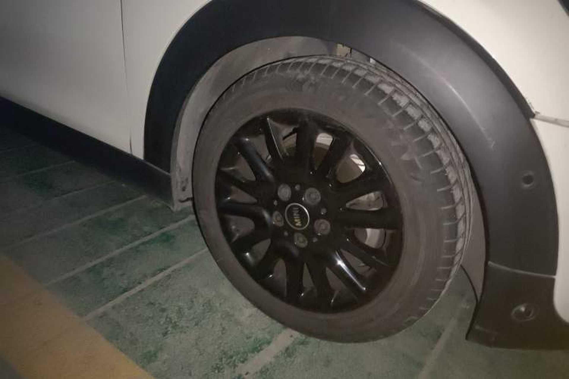 Used MINI 2018 1.5T COOPER Classic Edition Right Front Wheel Hub