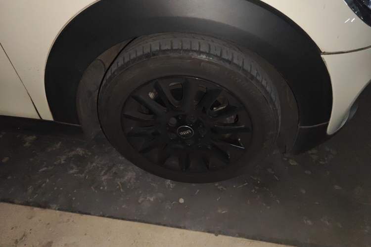 Used MINI 2018 1.5T COOPER Classic Edition Right Front Wheel Hub