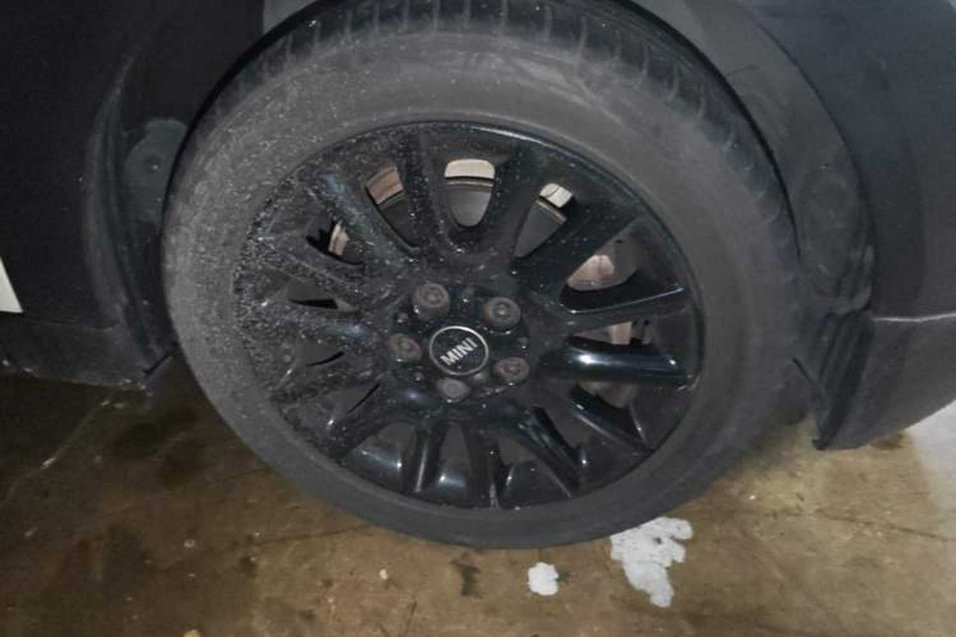 Used MINI 2018 1.5T ONE PLUS Five-Door Edition Right Front Wheel Hub