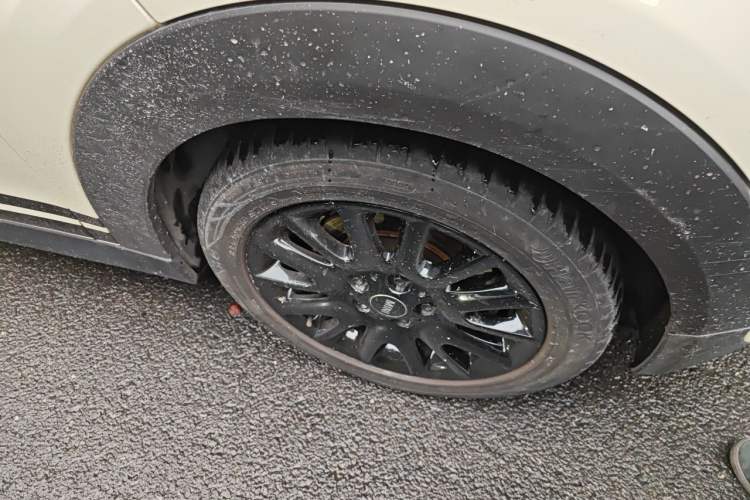 Used MINI 2018 1.5T ONE PLUS Right Front Wheel Hub