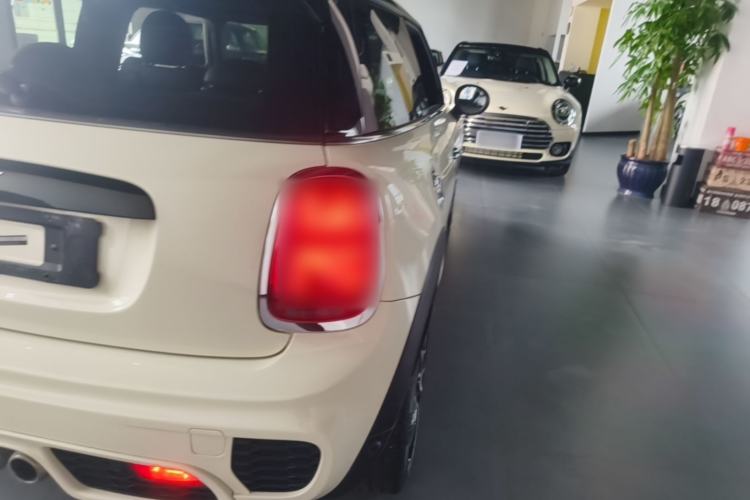 Used MINI 2018 2.0T COOPER S Racing Driver Right Rear Taillight