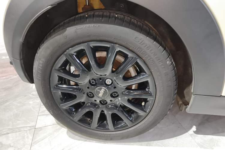 Used MINI 2018 1.5T COOPER Classic Edition Right Rear Wheel Hub