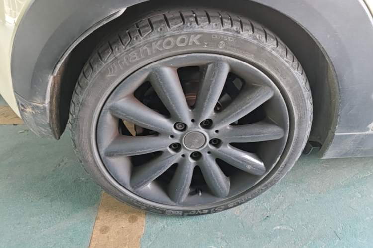Used MINI 2018 2.0T COOPER S Classic Edition Right Rear Wheel Hub