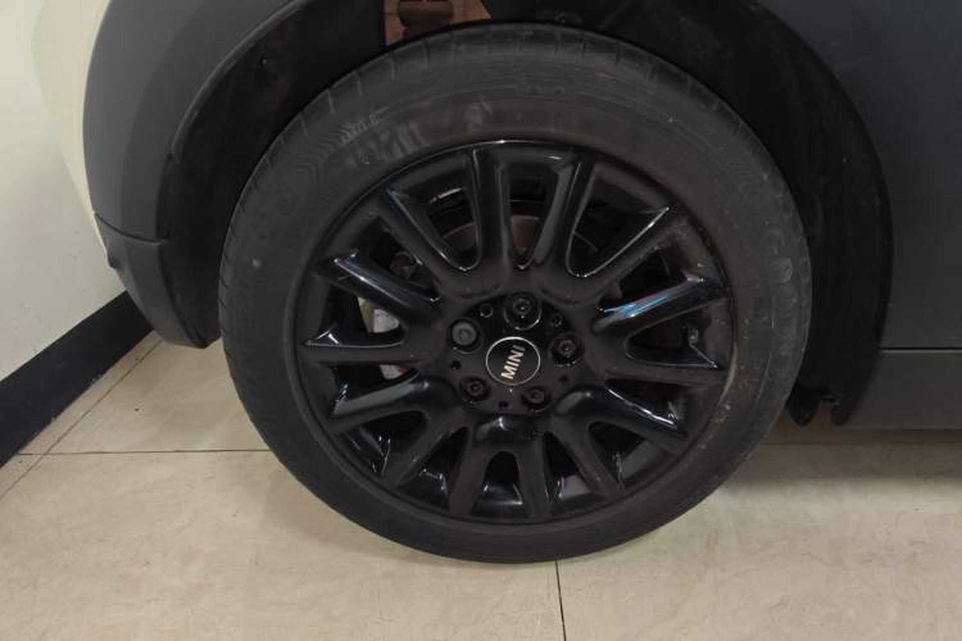 Used MINI 2018 1.5T ONE PLUS Right Rear Wheel Hub