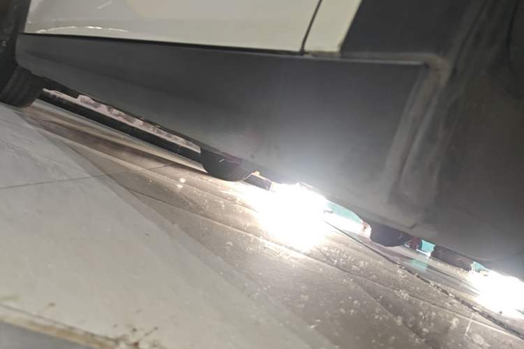 Used MINI 2018 1.5T ONE PLUS Five-Door Edition Right Side Sill