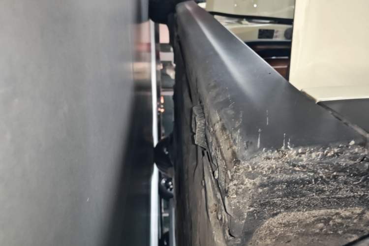 Used MINI 2018 1.5T COOPER Classic Edition Five-Door Version Right Side Sill