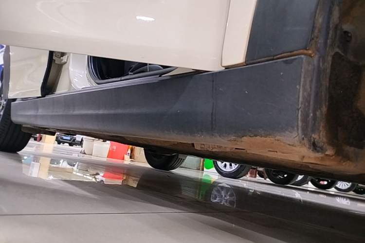 Used MINI  Right Side Sill
