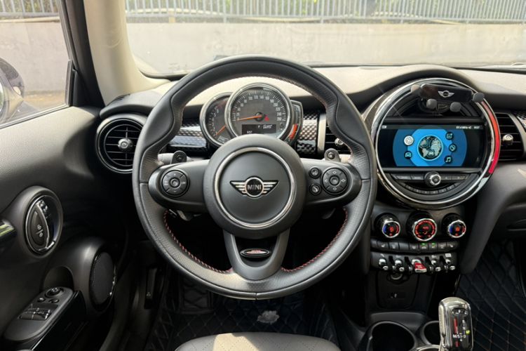 Used MINI 2018 2.0T COOPER S Classic Edition Steering Wheel
