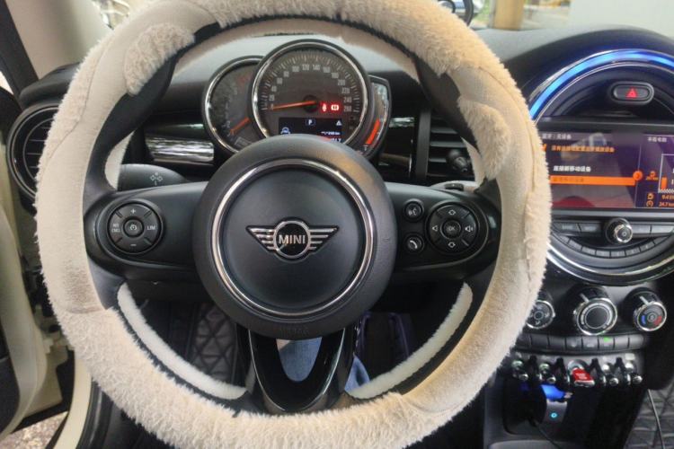 Used MINI 2018 1.5T COOPER Classic Edition Steering Wheel