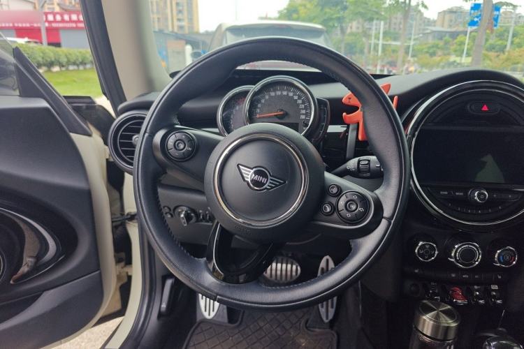 Used MINI 2018 1.5T COOPER Classic Edition Steering Wheel