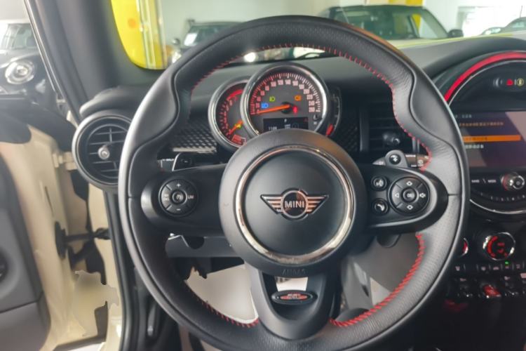 Used MINI 2018 2.0T COOPER S Racing Driver Steering Wheel