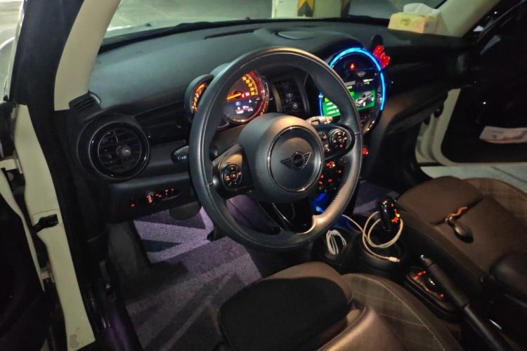 Used MINI 2018 1.5T COOPER Classic Edition Steering Wheel