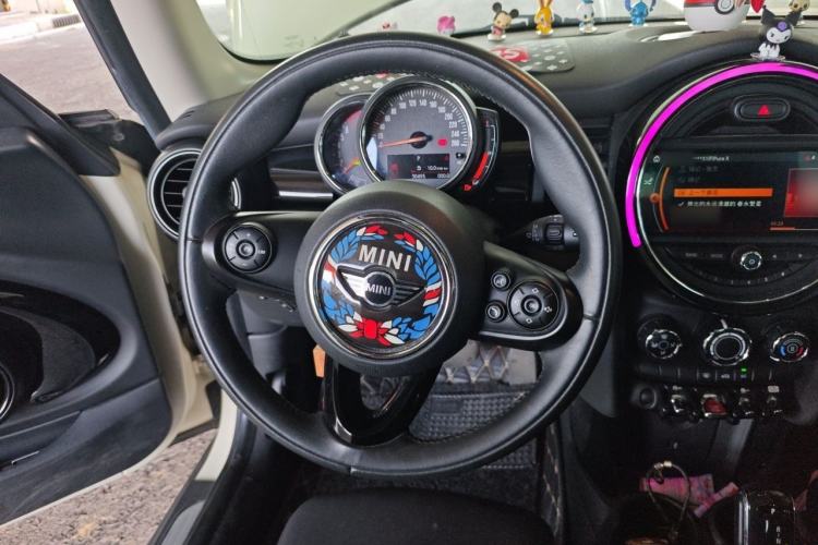 Used MINI 2018 1.5T COOPER Classic Edition Steering Wheel
