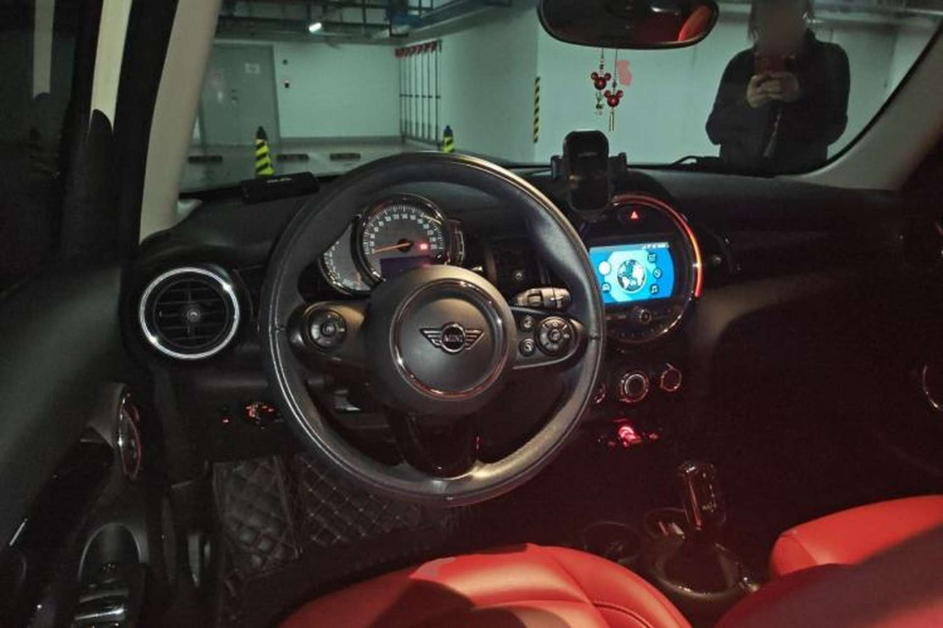 Used MINI 2018 1.5T ONE PLUS Five-Door Edition Steering Wheel