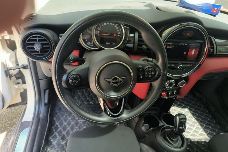 Used MINI 2018 1.5T COOPER Classic Edition Steering Wheel