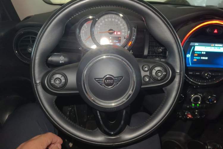 Used MINI 2018 1.5T ONE PLUS Steering Wheel