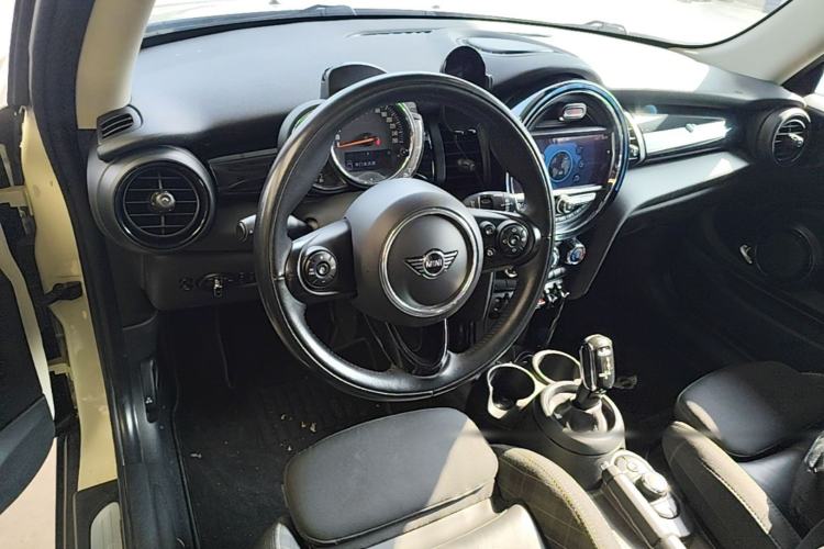 Used MINI 2018 1.5T COOPER Classic Edition Steering Wheel