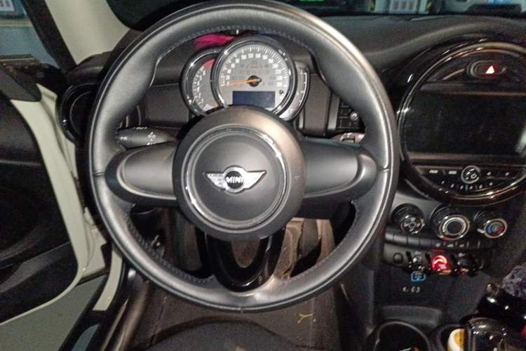 Used MINI 2018 1.5T ONE Steering Wheel