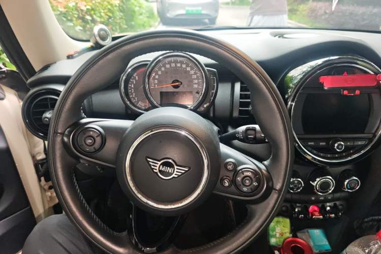 Used MINI 2018 1.5T ONE Steering Wheel