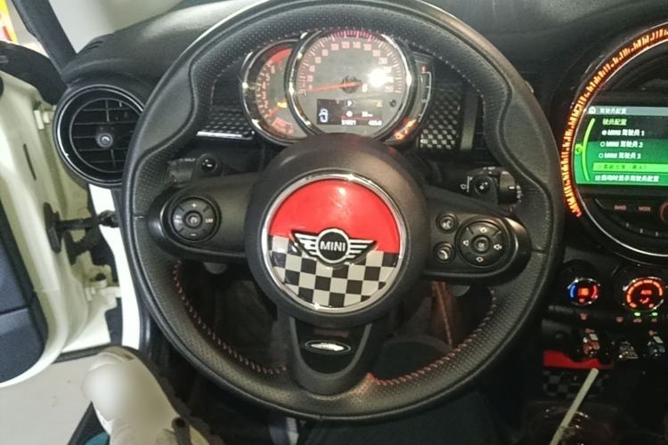 Used MINI 2018 2.0T COOPER S Classic Edition Steering Wheel