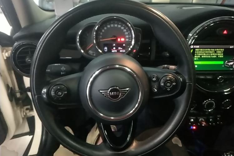 Used MINI 2018 1.5T COOPER Classic Edition Five-Door Version Steering Wheel