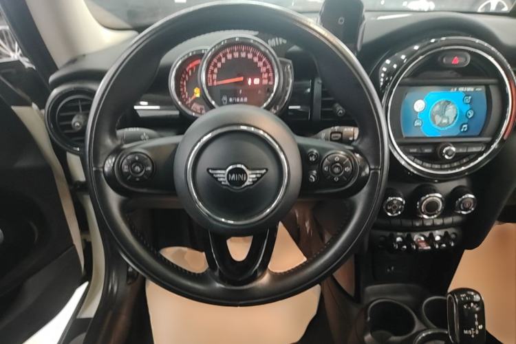 Used MINI 2018 1.5T ONE PLUS Steering Wheel