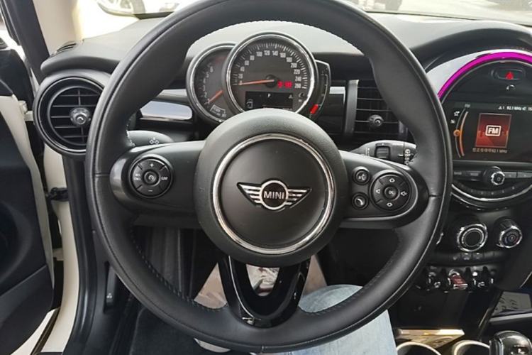 Used MINI 2018 1.5T ONE PLUS Steering Wheel