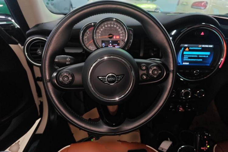 Used MINI 2018 1.5T ONE PLUS Steering Wheel