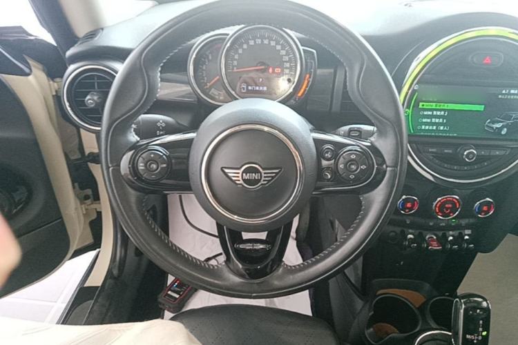 Used MINI 2018 1.5T COOPER Artist Steering Wheel