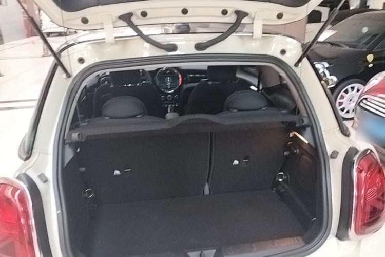 Used MINI 2018 1.5T COOPER Classic Edition Trunk