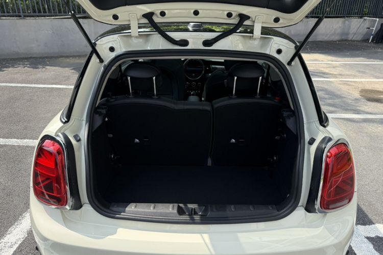 Used MINI 2018 2.0T COOPER S Classic Edition Trunk