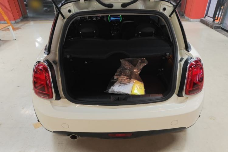 Used MINI 2018 1.5T COOPER Classic Edition Trunk