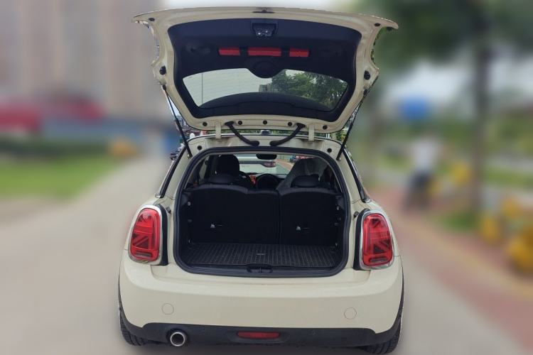 Used MINI 2018 1.5T COOPER Classic Edition Trunk