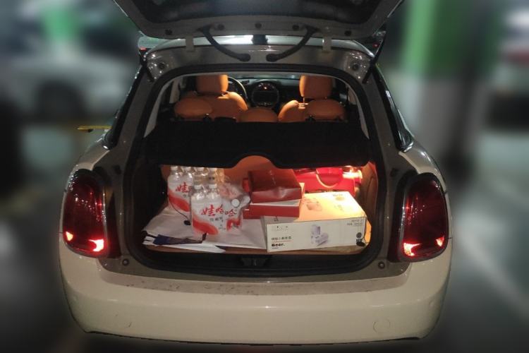 Used MINI 2018 1.5T COOPER Classic Edition Five-Door Version Trunk