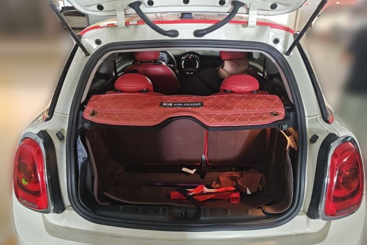 Used MINI 2018 1.5T ONE PLUS Trunk