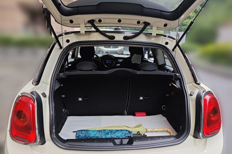 Used MINI 2018 1.5T ONE PLUS Trunk