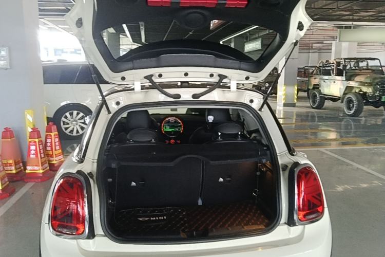 Used MINI 2018 2.0T COOPER S Classic Edition Trunk