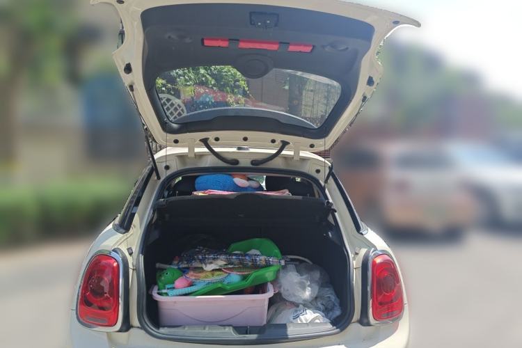 Used MINI 2018 1.5T ONE PLUS Five-Door Edition Trunk