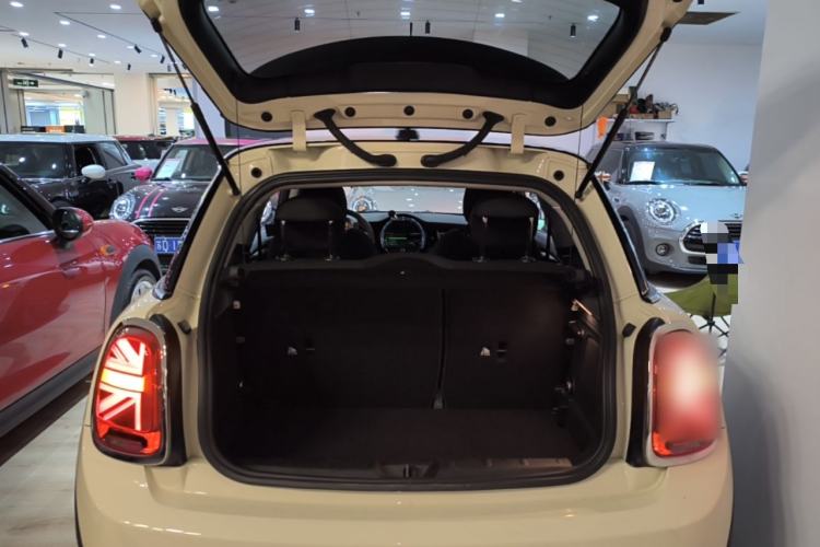 Used MINI 2018 1.5T COOPER Classic Edition Trunk